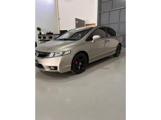 HONDA CIVIC 1.8 LXS 16V FLEX 4P AUTOMÁTICO